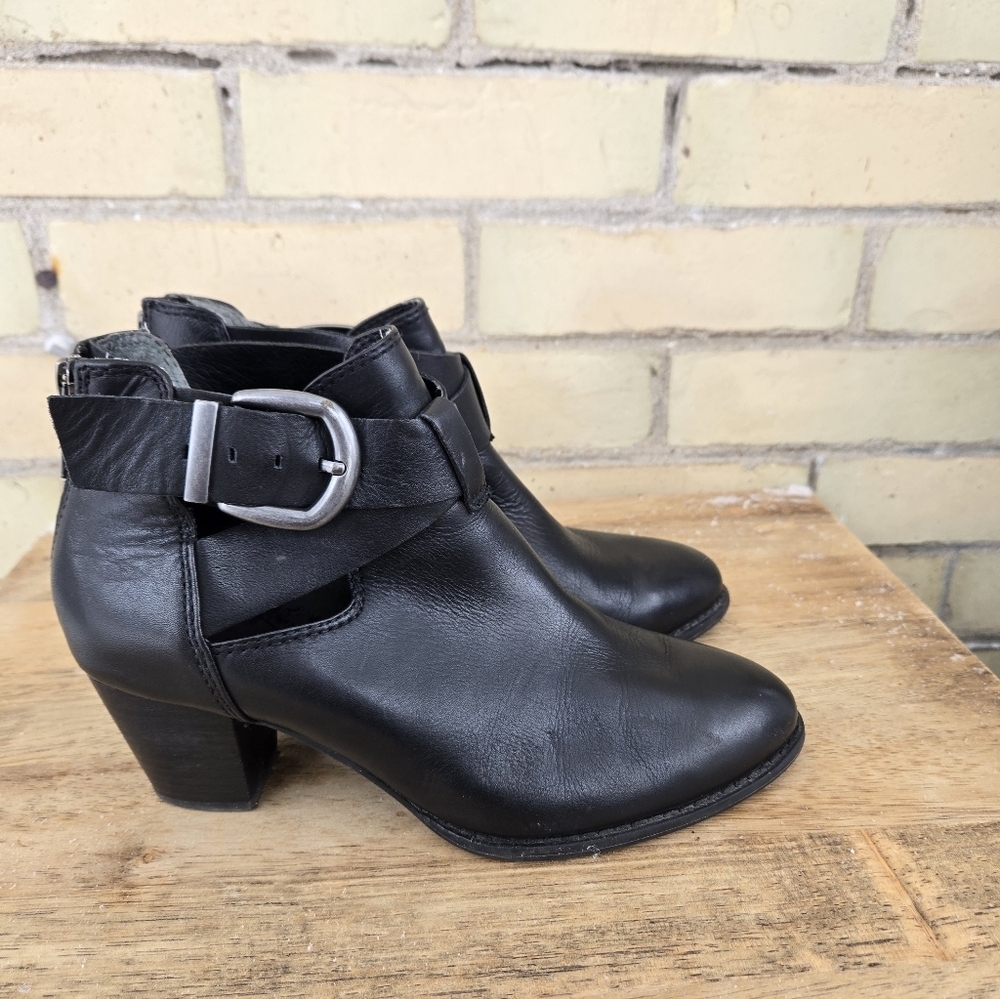 Vionic Rory Boots